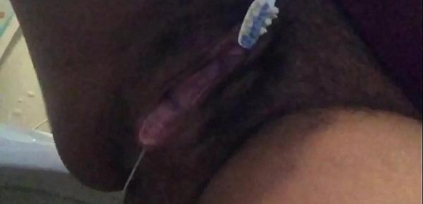  Massage gapping clit with toothbrush